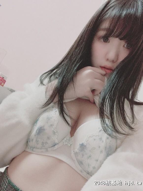 可爱い２１歳现役女子大生が完全顔出しノーブラ半裸おっぱい自撮り[15P]第0页 作者:Publisher 帖子ID:122891 TAG:自拍图片,網友自拍,2048核基地